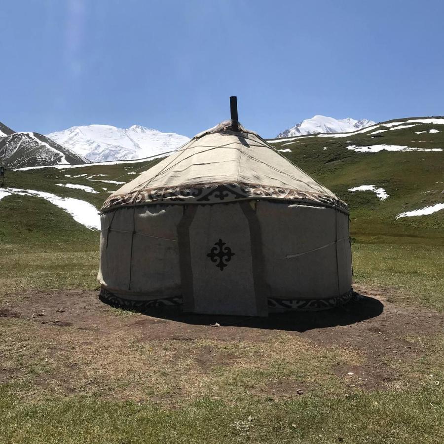 Pamir Nomad Yurt Camp Hotel Kara-Kavak Exterior foto